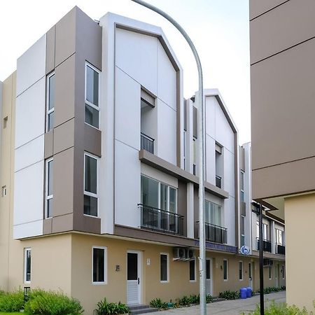 Twospaces Living At Zena Mozia Tegal  Exterior photo
